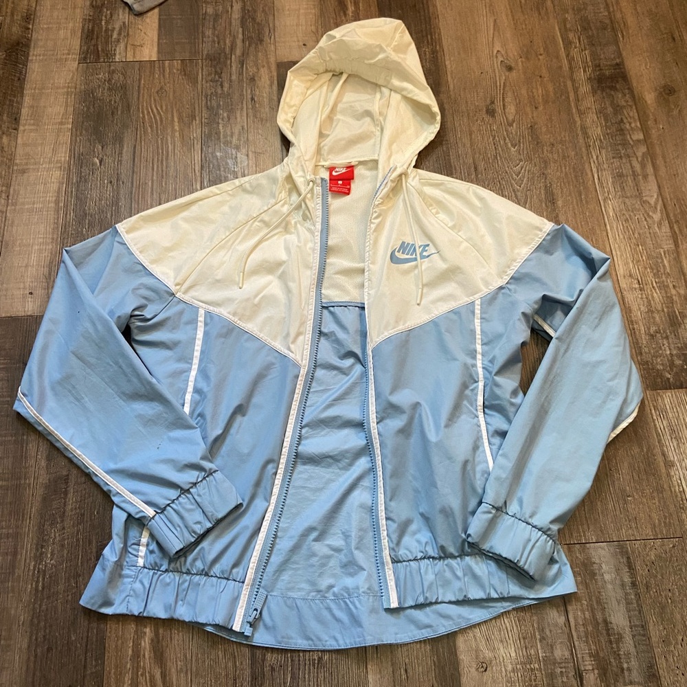 Nike lightweight Mesh Jacket